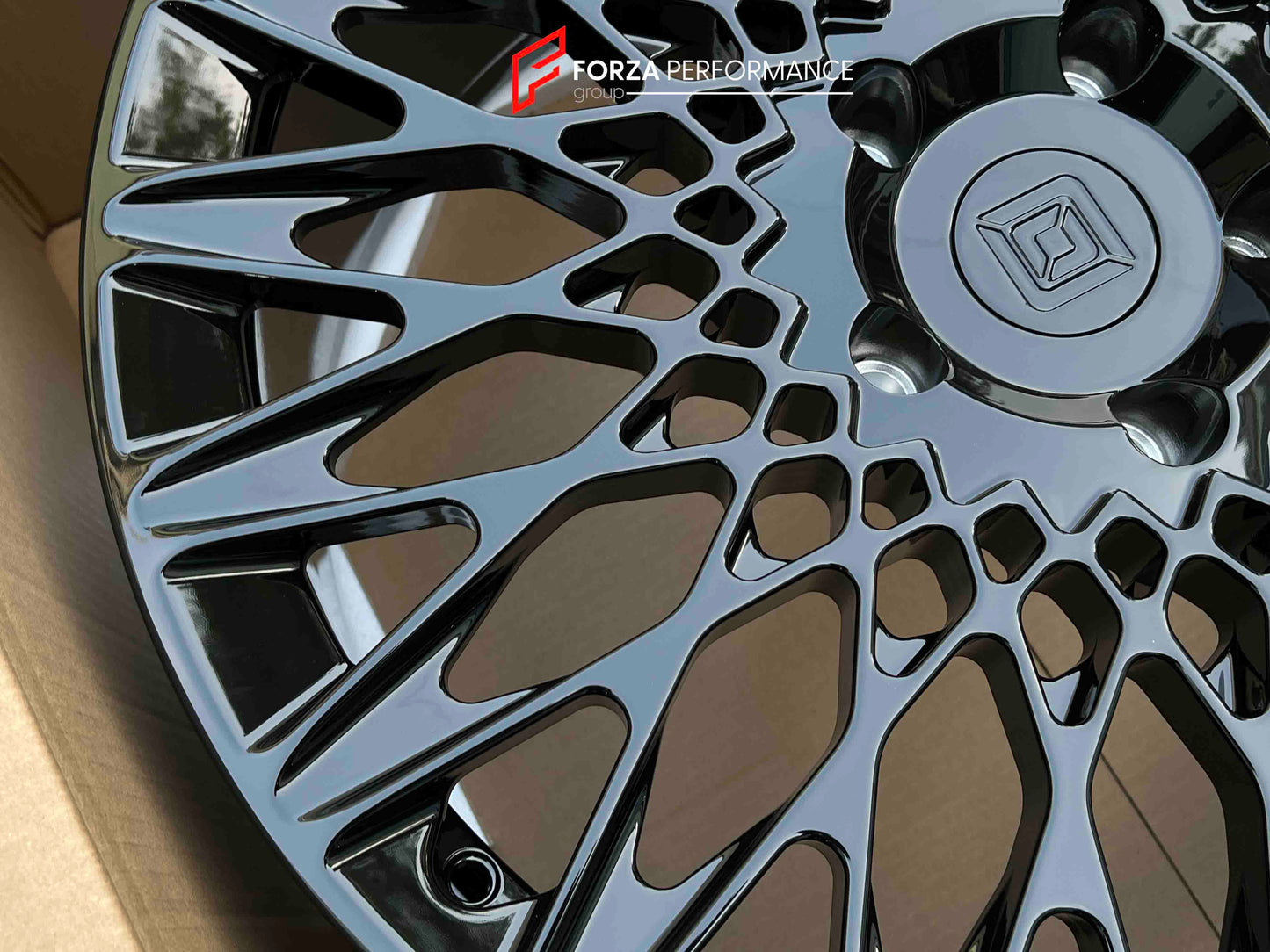 جنوط عجلات مزورة مقاس 22 بوصة لـ RIVIAN R1S 2024+
