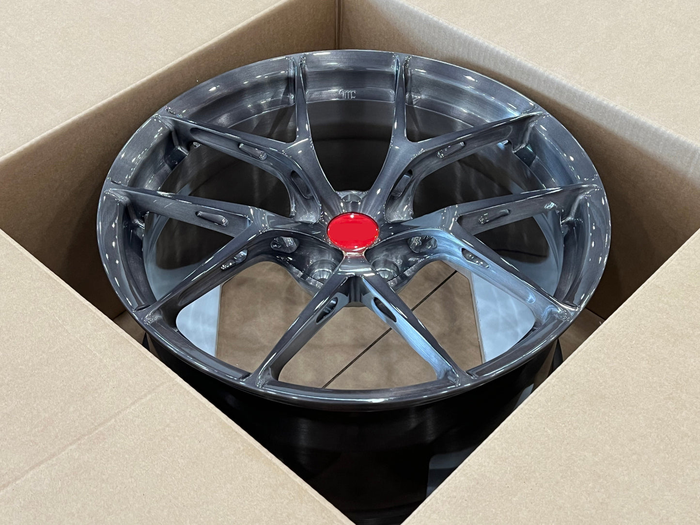 BBS FI-R We manufacture premium quality forged wheels rims for BMW M5 F90 LCI in any design, size, color. Wheels size: Front 20 x 9.5 ET 28 Rear 20 x 10.5 ET 28 PCD: 5 X 112 CB: 66.6 Forged wheels can be produced in any wheel specs by your inquiries and we can provide our specs