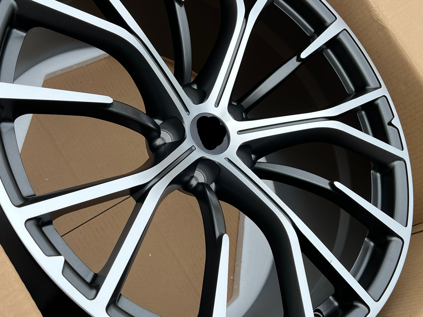 Maserati Grecale design forged wheels New design 9Jx20 ET40.5