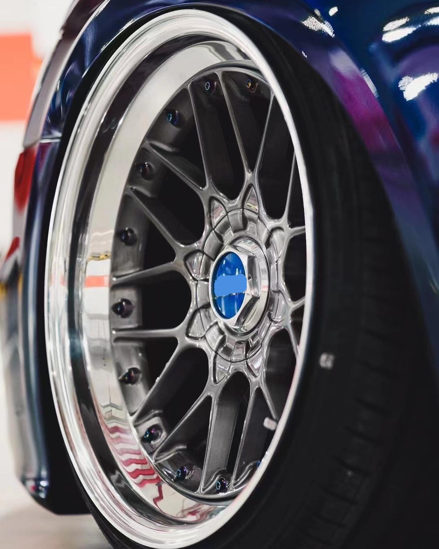 عجلات مزورة مكونة من 3 قطع لسيارة أودي A6 C8