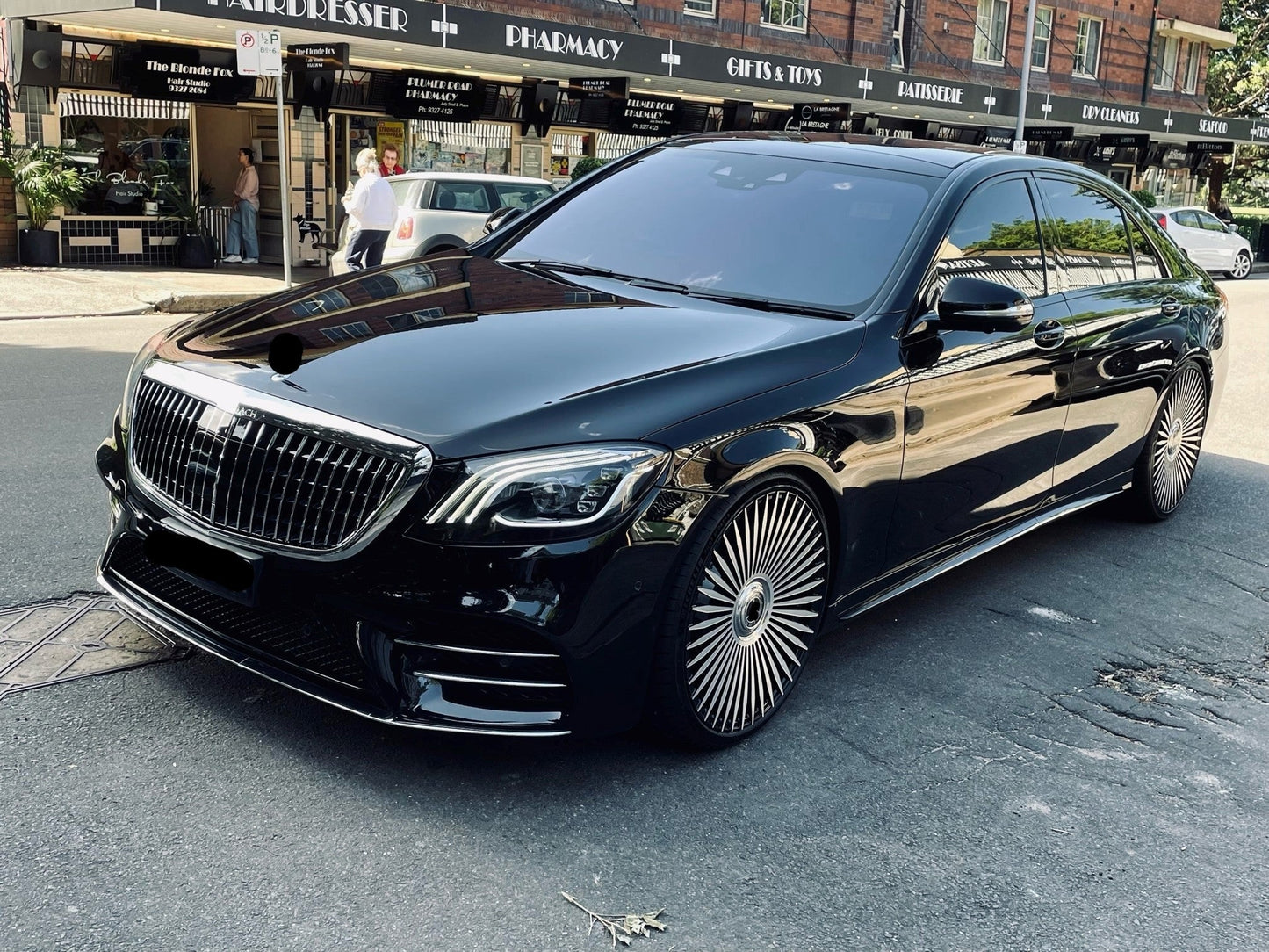 AGL45 We produced premium quality forged wheels rims for MERCEDES BENZ S CLASS W222 Our wheels sizes: Front 22 x 9 ET 31 Rear 22 x 10 ET 35 Finishing: Machine Face Forged wheels can be produced in any wheel specs by your inquiries and we can provide our specs