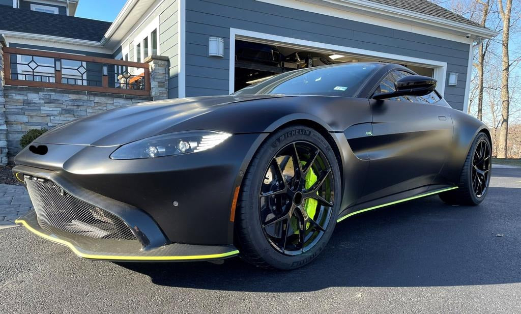 BBS FI-R We produced premium quality forged wheels rims for ASTON MARTIN VANTAGE Our wheels sizes: Front 20 x 9 ET 43 Rear 20 x 11 ET 45 Finishing: Glossy Black Forged wheels can be produced in any wheel specs by your inquiries and we can provide our specs