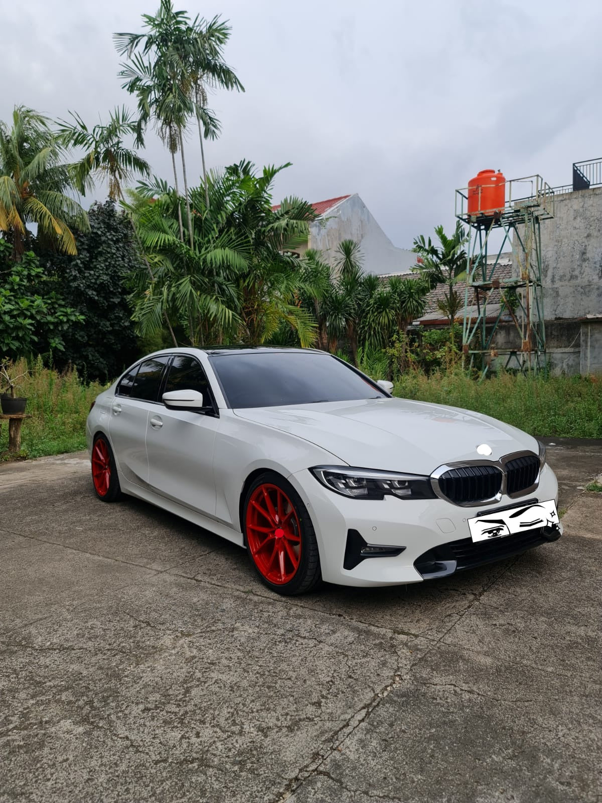 We produced premium quality forged wheels rims for BMW 3 SERIES G20 Our wheels sizes: Front 19 x 8.5 ET 25 Rear 19 x 9.5 ET 35 Finishing: Candy Red Forged wheels can be produced in any wheel specs by your inquiries and we can provide our specs