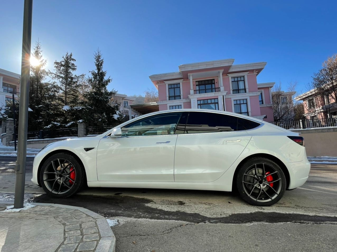 We produced premium quality forged wheels rims for TESLA MODEL 3 Our wheels sizes: Front 20 x 9 ET 34 Rear 20 x 9 ET 34 Finishing: Glossy Black Forged wheels can be produced in any wheel specs by your inquiries and we can provide our specs