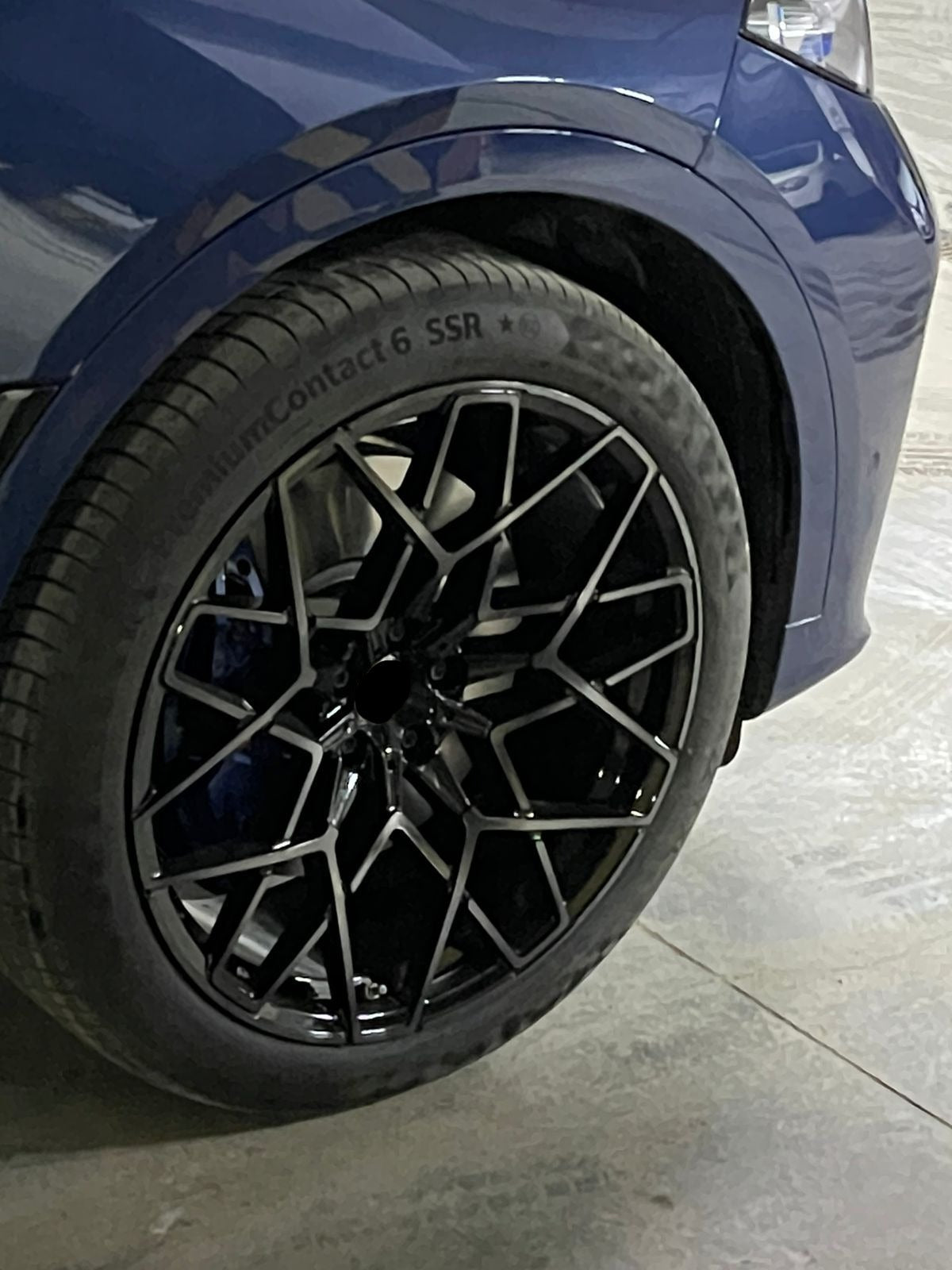 813M STYLE OEM WHEELS BMW M8 We produced premium quality forged wheels rims for BMW X7 G07 Our wheels sizes: Front 22 x 9.5 ET 32 Rear 22 x 10.5 ET 43 Finishing: Glossy Black + Machined Face Forged wheels can be produced in any wheel specs by your inquiries and we can provide our specs