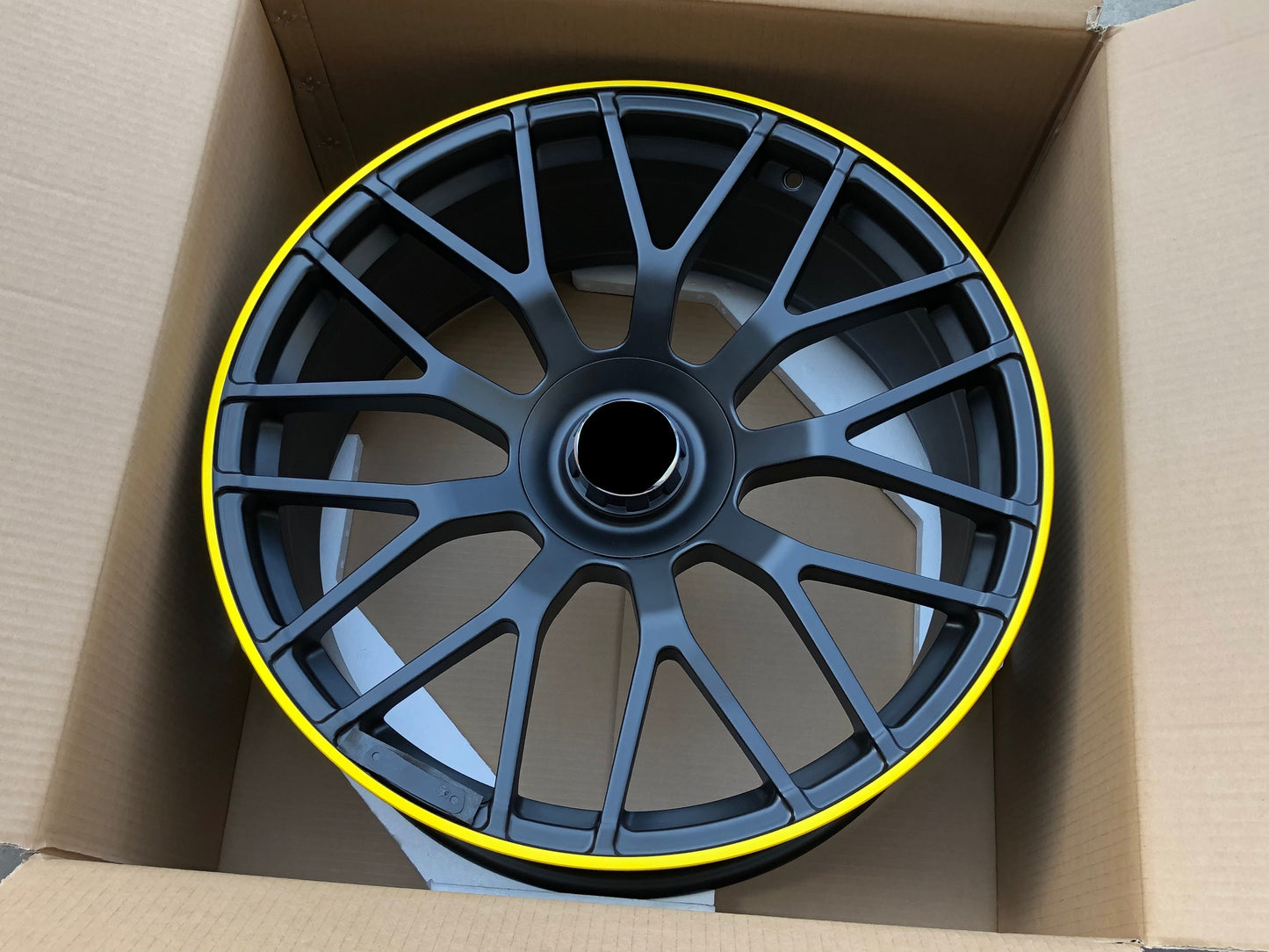 We produced premium quality forged wheels rims for MERCEDES BENZ CLS CLASS CLS63 AMG C257 Our wheels sizes: Front 20 x 8 ET 43 Rear 20 x 9 ET 49 Finishing: Matt Black With Yellow Ring Forged wheels can be produced in any wheel specs by your inquiries and we can provide our specs