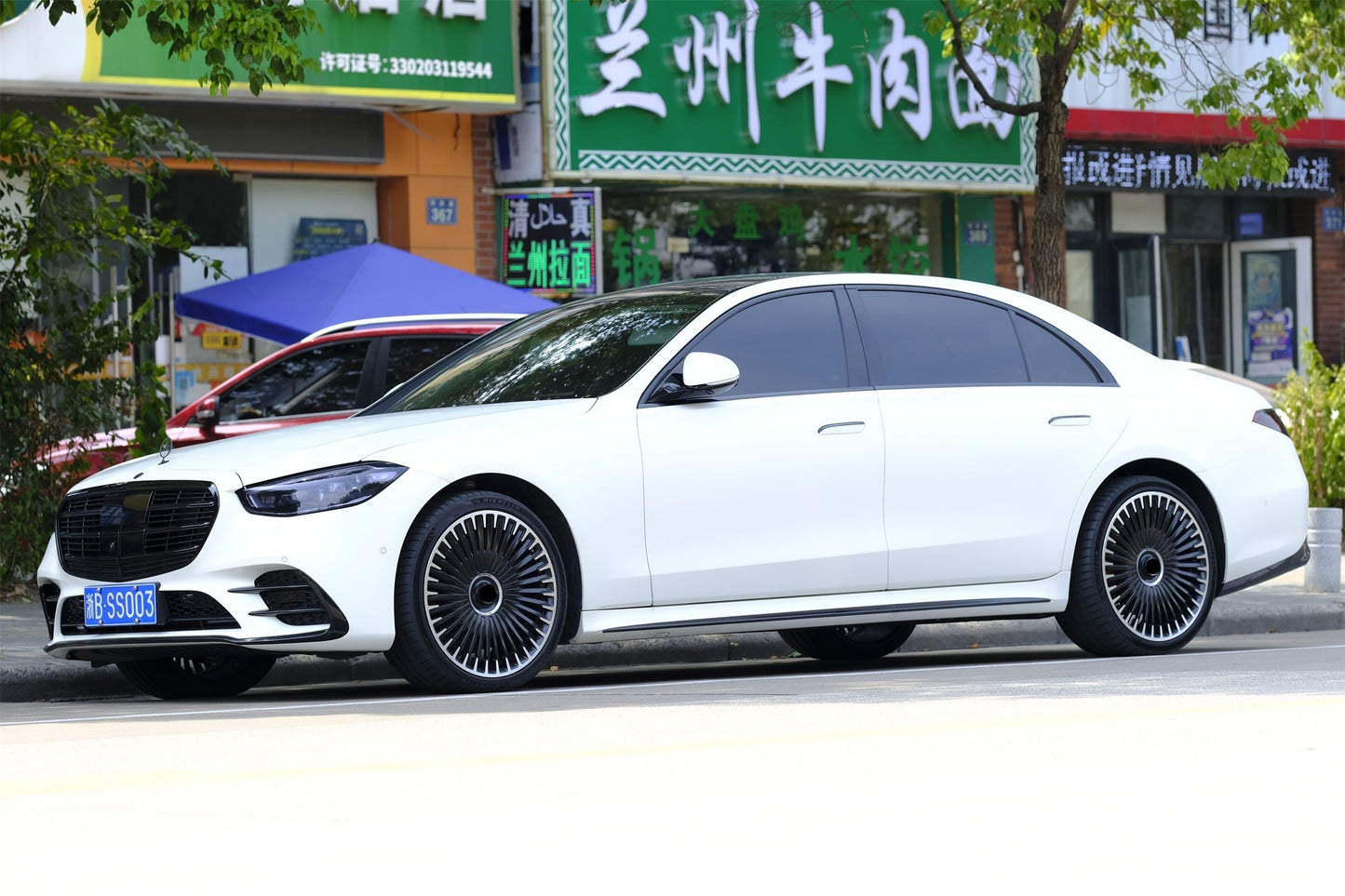 We produced premium quality forged wheels rims for MERCEDES BENZ S CLASS W223 Our wheels sizes: Front 22 x 9 ET 31 Rear 22 x 10 ET 35 Finishing: Matt Black + Polished Face Forged wheels can be produced in any wheel specs by your inquiries and we can provide our specs