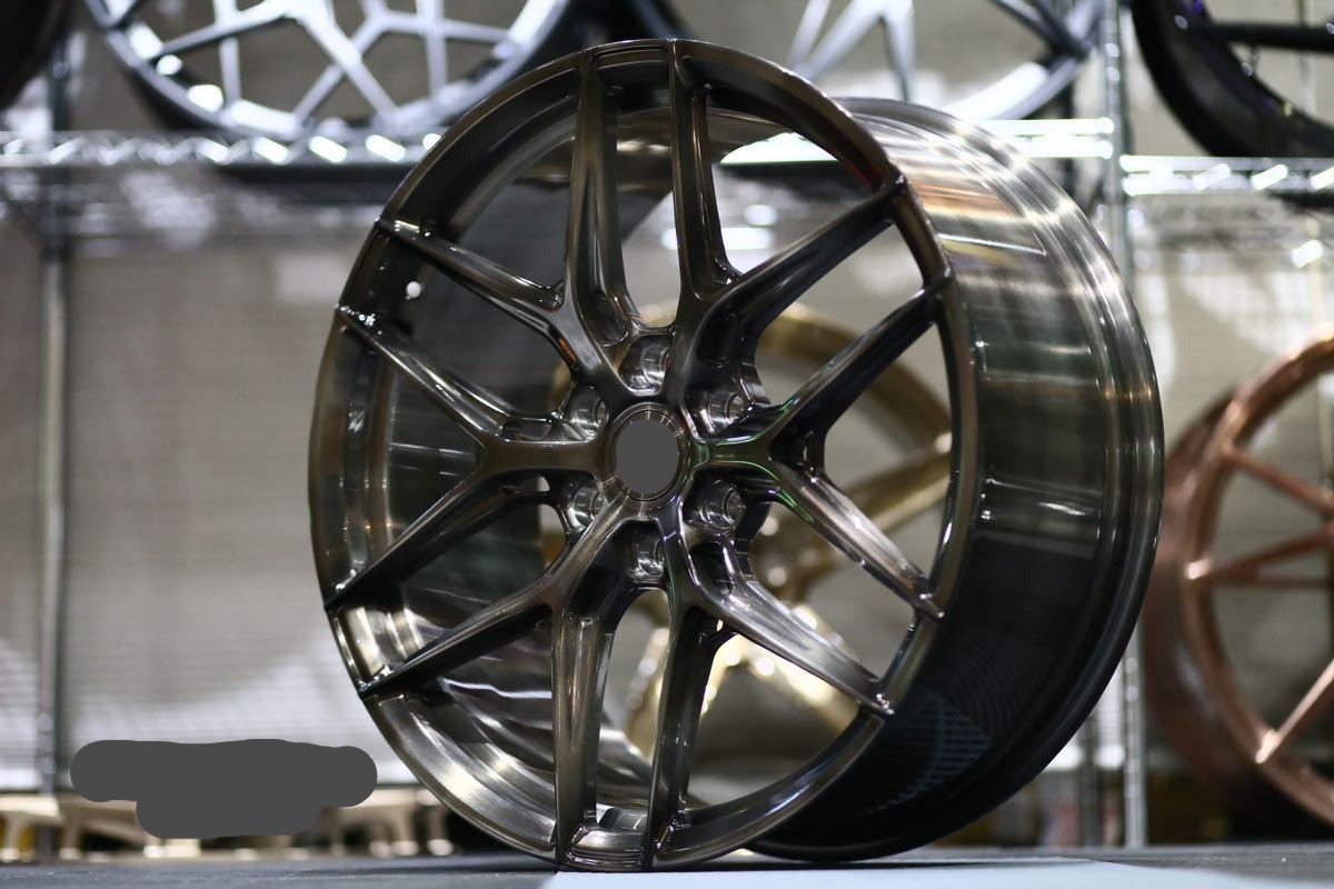 We manufacture premium quality forged wheels rims for TOYOTA LAND CRUISER 300 LC 300 in any design, size, color. Wheels size: 22 x 9.5 PCD: 6 X 139.7 CB: 95.1 Forged wheels can be produced in any wheel specs by your inquiries and we can provide our specs