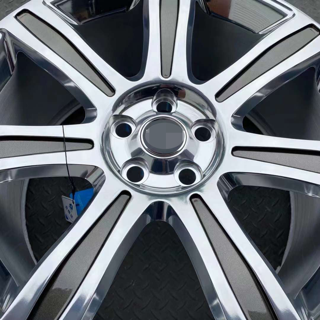 Land Rover rims Polished