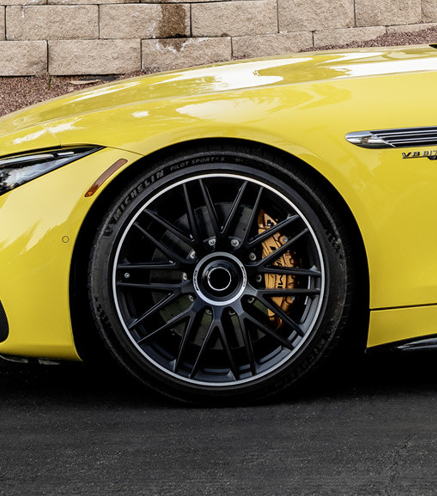 We manufacture premium quality forged wheels rims for NEW MERCEDES BENZ SL 63 AMG, SL 55 AMG, GLS 63 AMG in any design, size, color. Wheels size: Front 21 x 9 ET Rear 21 x 10 ET PCD: 5 x 11 CB: 66,5 Forged wheels can be produced in any wheel specs by your inquiries and we can provide our specs
