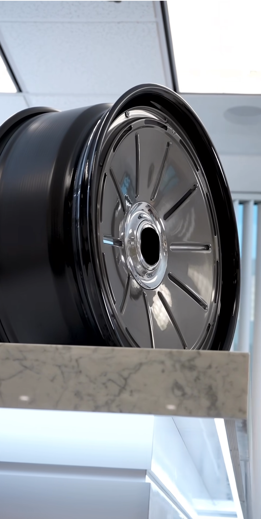 NEW VORSTEINER ESTATE WHEELS FOR ROLLS ROYCE DROPHEAD We manufacture premium quality forged wheels rims for ROLLS ROYCE DROPHEAD PHANTOM GHOST CULLINAN in any design, size, color. Wheels size: 24 x 10 ET 20 FINISH: Polished Forged wheels can be produced in any wheel specs by your inquiries, and we can provide our specs