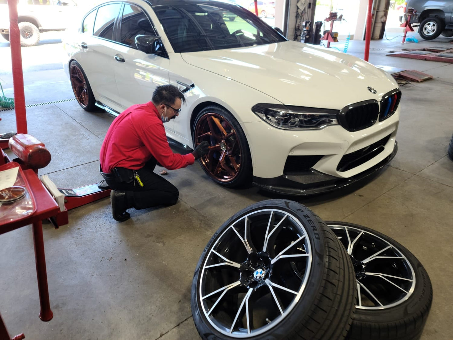 عجلات مزورة مكونة من 3 قطع لما بعد البيع لسيارة BMW M5 F90